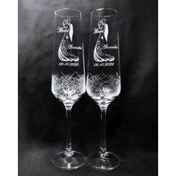 Set 2 pahare nunta, personalizate prin gravura, pentru miri, din Cristal Bohemia - KLTM210004