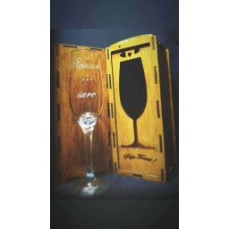 Cutie Cadou cu pahar de sampanie gravat laser, Pleasure - KLTM212010