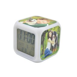 Ceas cu LED personalizat