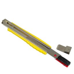 Cutter Stanley FatMax cu lame segmentate de 18 mm, 0-10-421, 155 mm