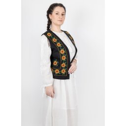 Vesta brodata cu model traditional Floarea Soarelui 2