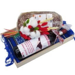 Tavita Traditionala cadou, 5 piese, cadou cu vin, cozonac si flori naturale uscate, ILIF303059