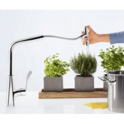 Baterie bucatarie Hansgrohe gama Metris Select 320, cu cap retractabil, otel inoxidabil