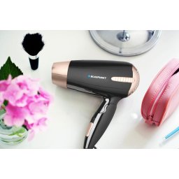 Uscator de par Blaupunkt Hairdryer HDD301BK, 1200W, Negru/Gold, 1200 W, 3 setari temperatura, maner pliant