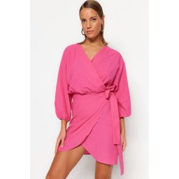 Rochie de plajă Trendyol Pink mini țesută cu piept dublu 100% bumbac