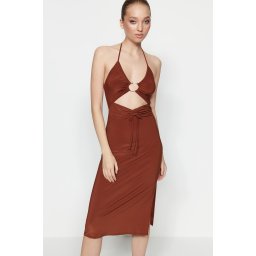 Rochie de seara Trendyol Dark Brown cu accesorii tricotate