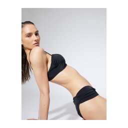 Funduri de bikini Koton cu detalii de șireturi pe laterale.