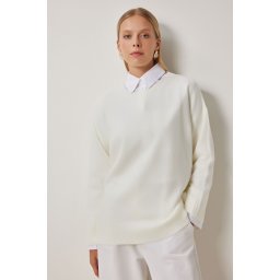 Fericire İstanbul femei Ecru pulover tricotaje supradimensionate