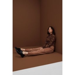 Pantaloni de trening cu buzunare cu fermoar