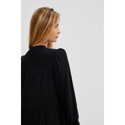 Camasa dama, Moodo Black