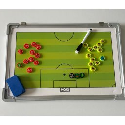 Tabla antrenor fotbal, magnetica, cu doua fete si magneti
