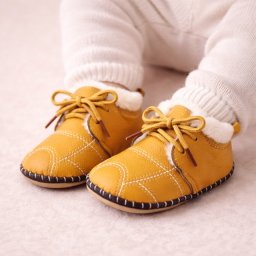 Pantofiori galben mustar imblaniti pentru bebelusi