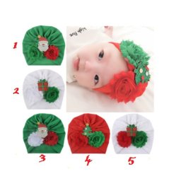 Caciulita tip turban cu personaje de Craciun
