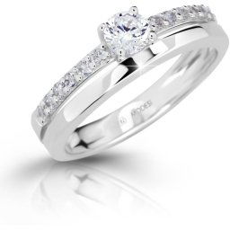 Modesi Inel frumos cu pietre de zircon M11102 57 mm