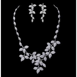 Set Colier si Cercei Leaf Luxury by Borealy