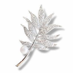 Set Cadou 8 Martie , Brosa Eleganta cu Perla Esarfa Florala