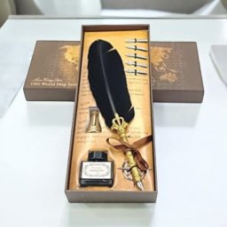 Set Caligrafie Royal Deluxe (culori pana: bleumarin, negru, roz si verde)
