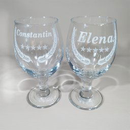 Set 2 pahare vin / bere, personalizate cu nume