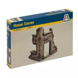 Italeri: Machetă Colț de casă - 1:35