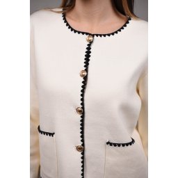 CARDIGAN SCURT DIN TRICOT CU NASTURI AURII SCINTILLARE Bej TALIE UNICA