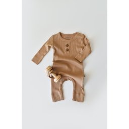 Salopeta cu maneca lunga si pantaloni lungi din bumbac organic si modal - Maro BabyCosy (Marime: 0-3 Luni)