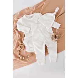 Set 3 piese: body cu maneca lunga, pantaloni lungi si caciulita din bumbac organic si modal - Ecru BabyCosy (Marime: 18-24 Luni)