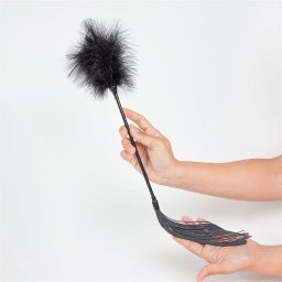 Secret Play Feather Tickler & Whip Black