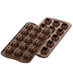 Forma Silicon pentru Praline si Ciocolata Silikomart 3D Game 2.2 x 2.2 x H 2 cm, 8 ml, 15 cavitati (SCG51)