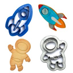 Spatiul Cosmic - Decupatoare Plastic O 7.5 si 8 x H 2.2 cm, Set 2 Buc