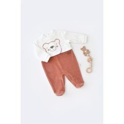 Salopeta ursulet cu maneca lunga si botosei din 80%bumbac organic si 20% poliester - caramiziu, baby cosy (marime: 6-9 luni)