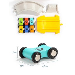 Mega rampa cu masinute de curse