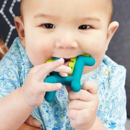 BOON - jucarie pentru dentitie DRAGON