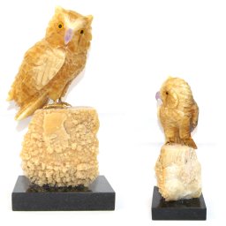 Bufnita din Aragonit cu Suport Calcit Brut si Nuummit - Mineral Natural - 22x13x9 cm