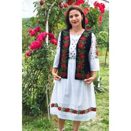 Costum Vesta si Rochie Minodora