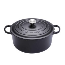Le Creuset Signature Casserole round 20 cm black