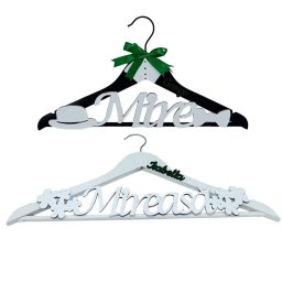 Set 2 umerase din lemn pentru mire si mireasa, decupate laser, model personalizat - FEIS407026