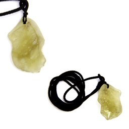Pandantiv Lybian Desert Glass Cristal Natural Rar cu Snur 40x25x13 mm