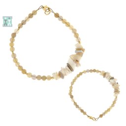 Bratara Opal de Foc Neregulat 1,3-4 x 5-9 mm - Calcedonie 4 mm - Diametru 58 mm - Accesorii Gold Filled - 1 Buc