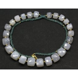 Colier Apatit Albastru Disc si Calcedonie Patrata Fatetata - 7-10 x 5-9 mm - Accesorii GF