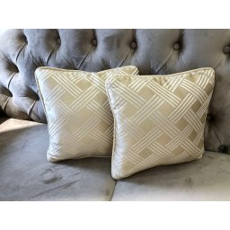 Set 2 perne decorative 2x40x40cm cu fata detasabila, Hiko Silk crem ZIG ZAG