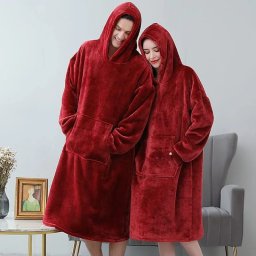 Hanorac patura cu maneci gluga si buzunar cangur Flanel Polar 370g mp 135 cm Rosu