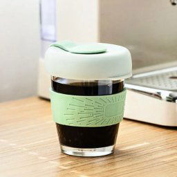 Pahar portabil cu capac Mint