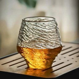 Pahar whiskey Twisted