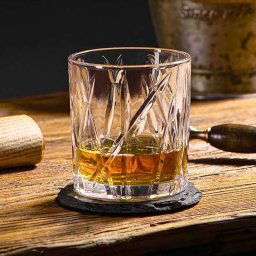 Pahar whiskey Mysterious