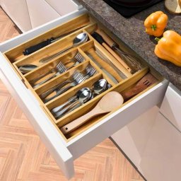 Organizator ajustabil din bambus pentru tacamuri 8 compartimente