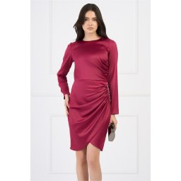 Rochie Moze eleganta din satin magenta cu fronseu si accesoriu pe fusta