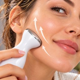 Dispozitiv pentru Masaj Facial cu Gheata