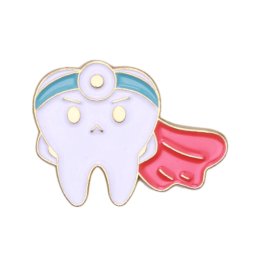 Martisor Brosa Dentist Super Erou