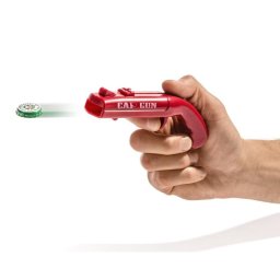 Deschidetor- pistol cu capace de bere si apoi trageti cu raza de actiune peste 5 m