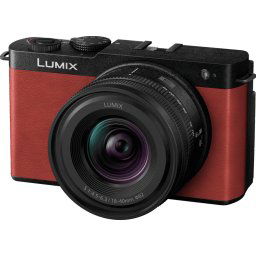 Panasonic Lumix S9 Crimson Red 18-40mm F/4.5-6.3